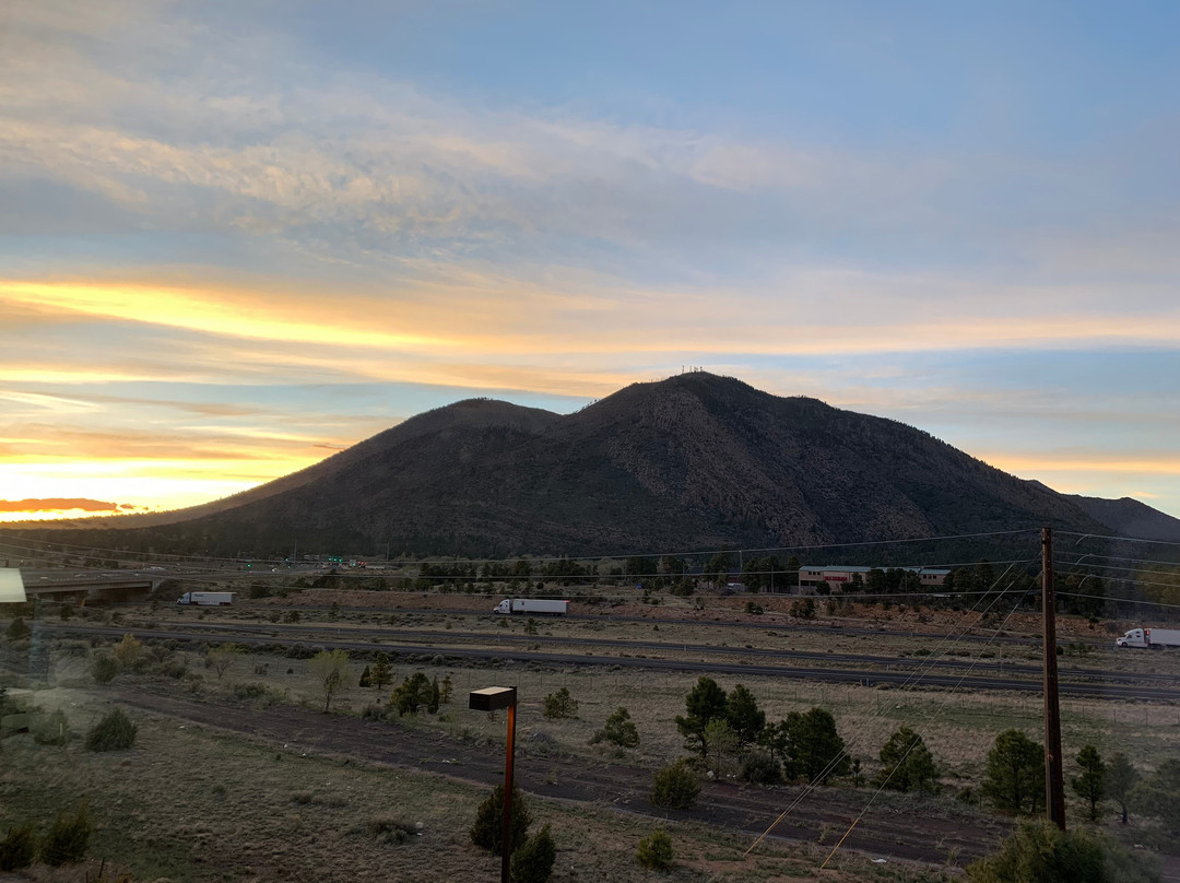 Hampton Inn & Suites Flagstaff East主图