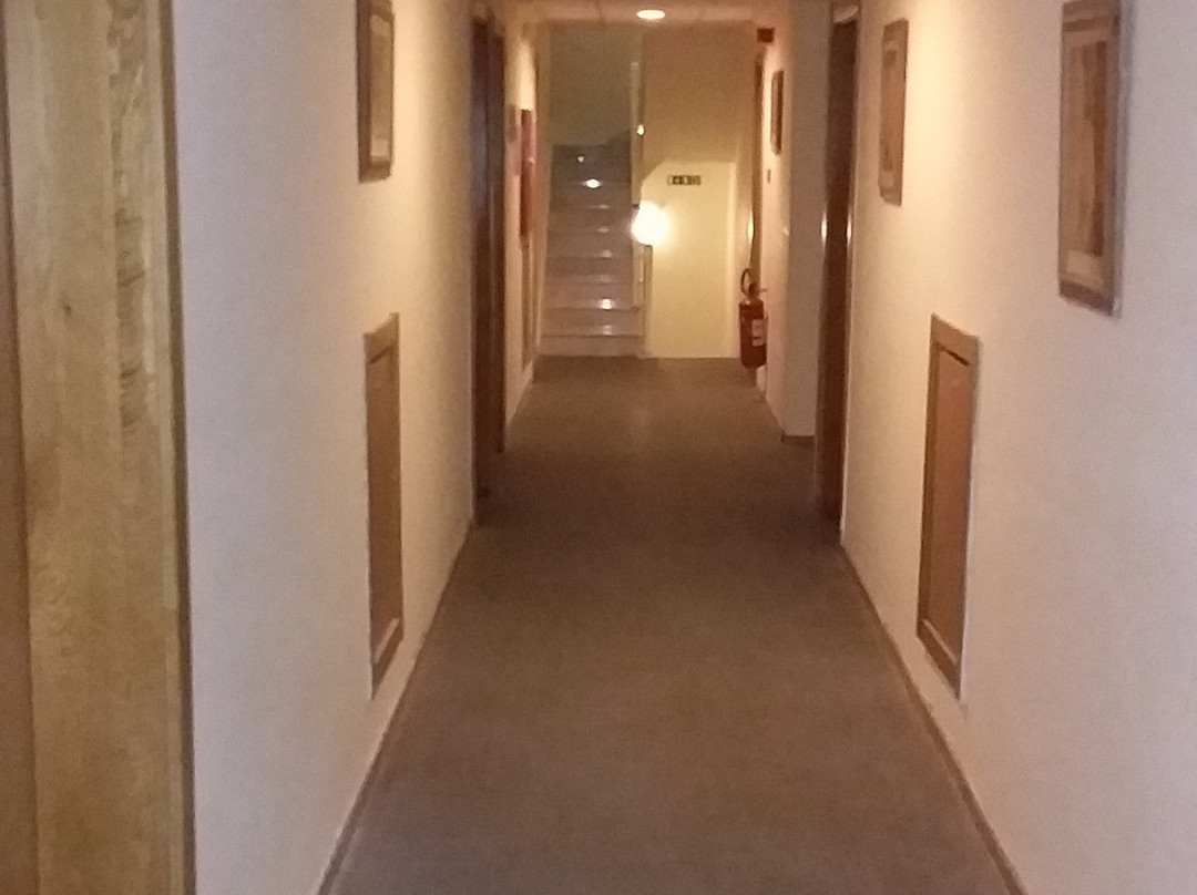 Sunflower Hotel主图