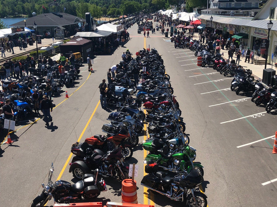 Laconia Motorcycle Week-Weirs Beach必去景点