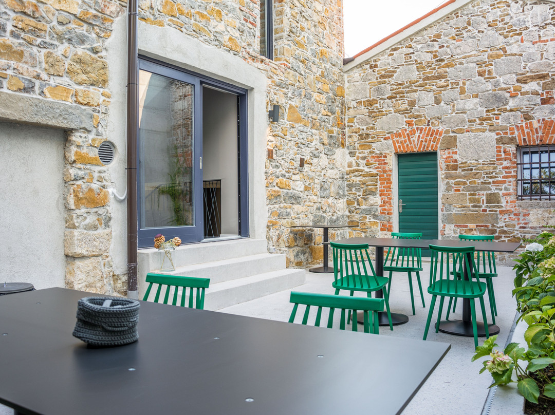 Guest House Hisa Robida