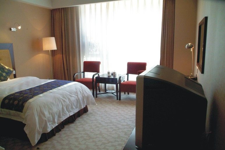 晶金隆大酒店主图