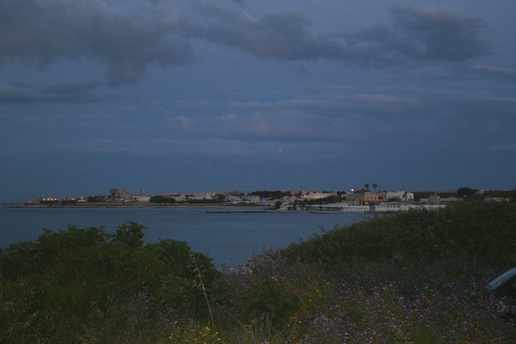 Lido Bahia Beach景点图片