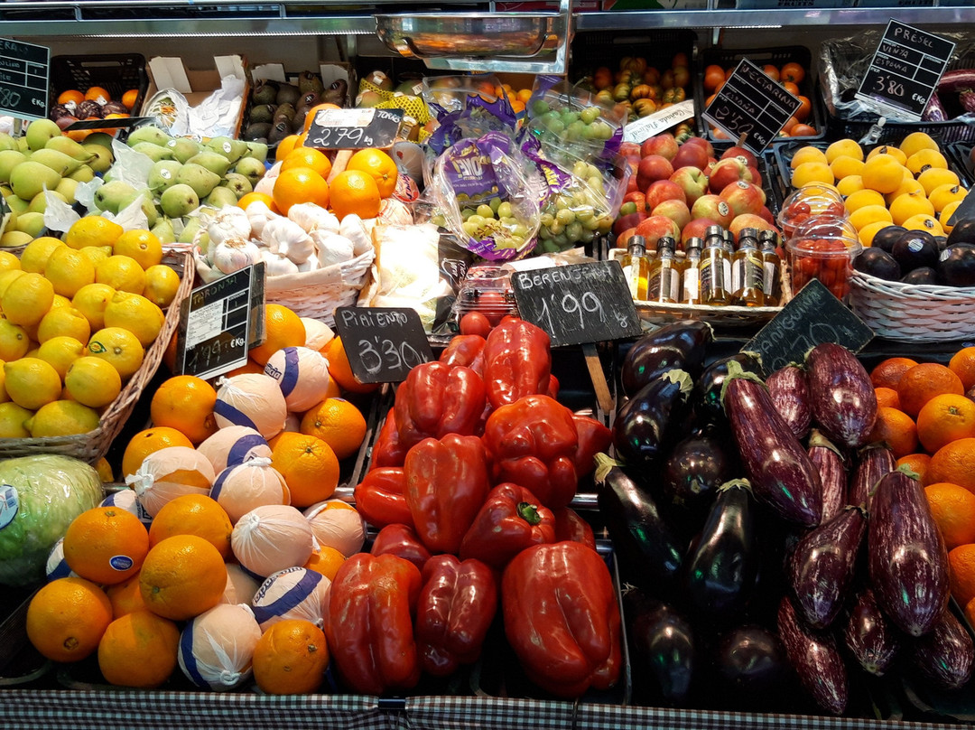 Mercat Municipal de la Plaça Europa-比拉德坎斯必去景点