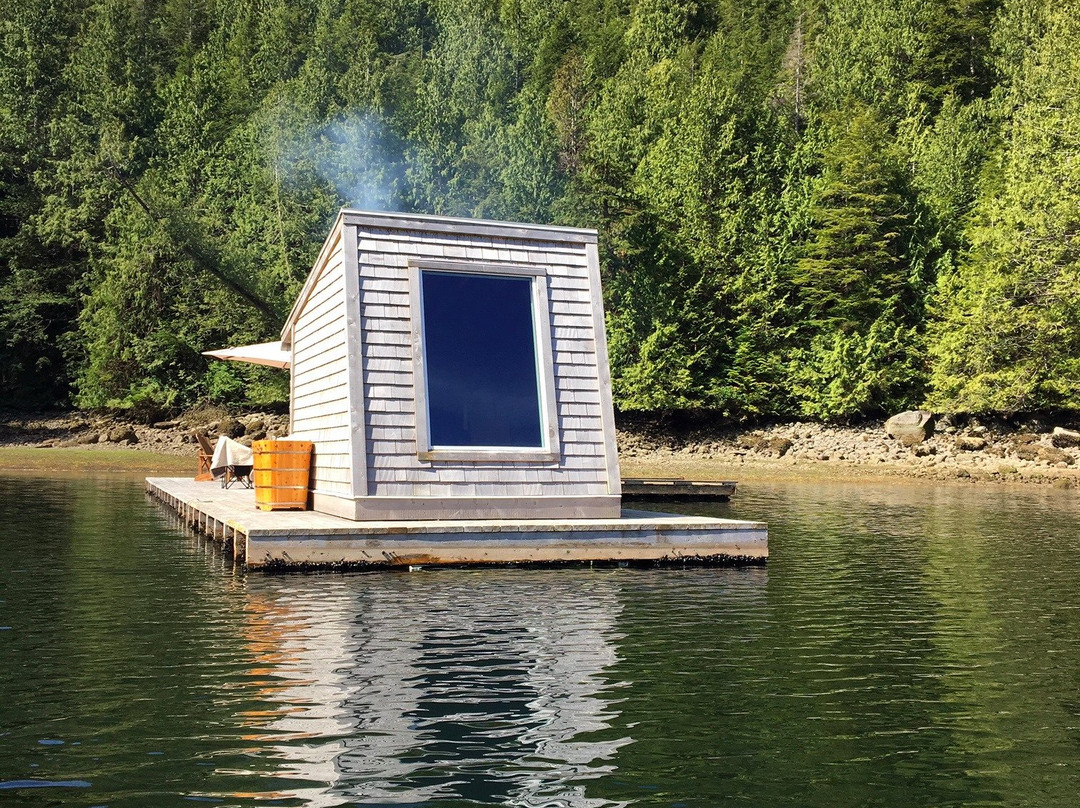 Nimmo Bay Wilderness Resort主图