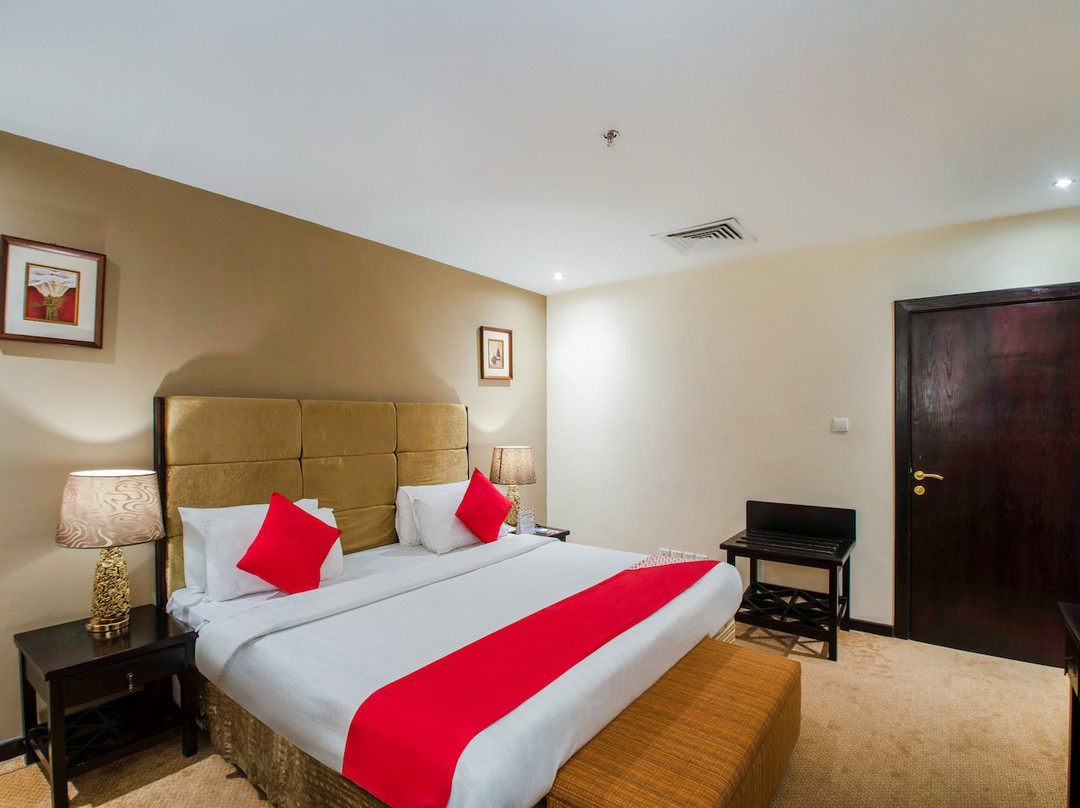 Eastward Hotel主图