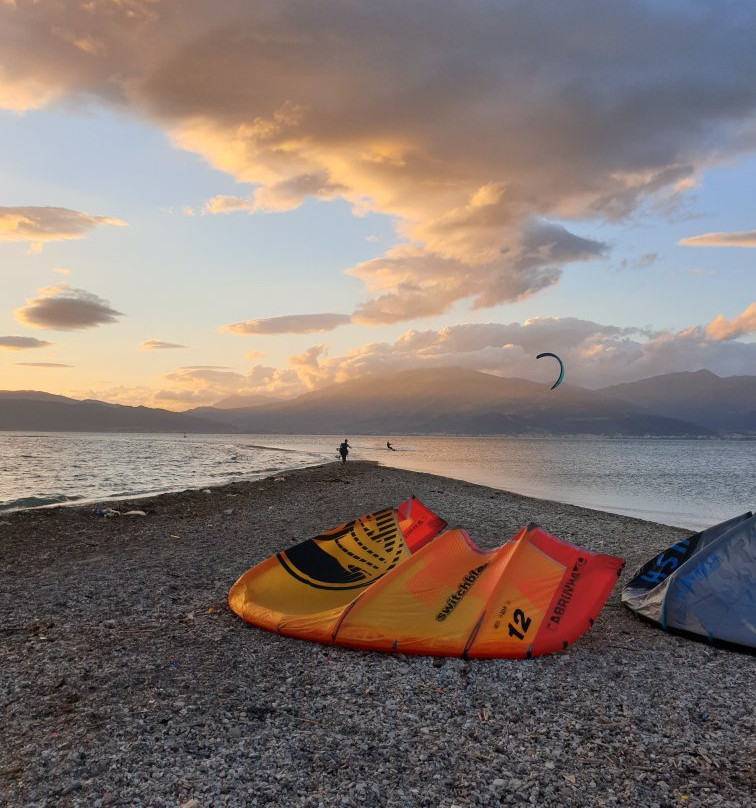 Kite Boarding School-Aigio必去景点