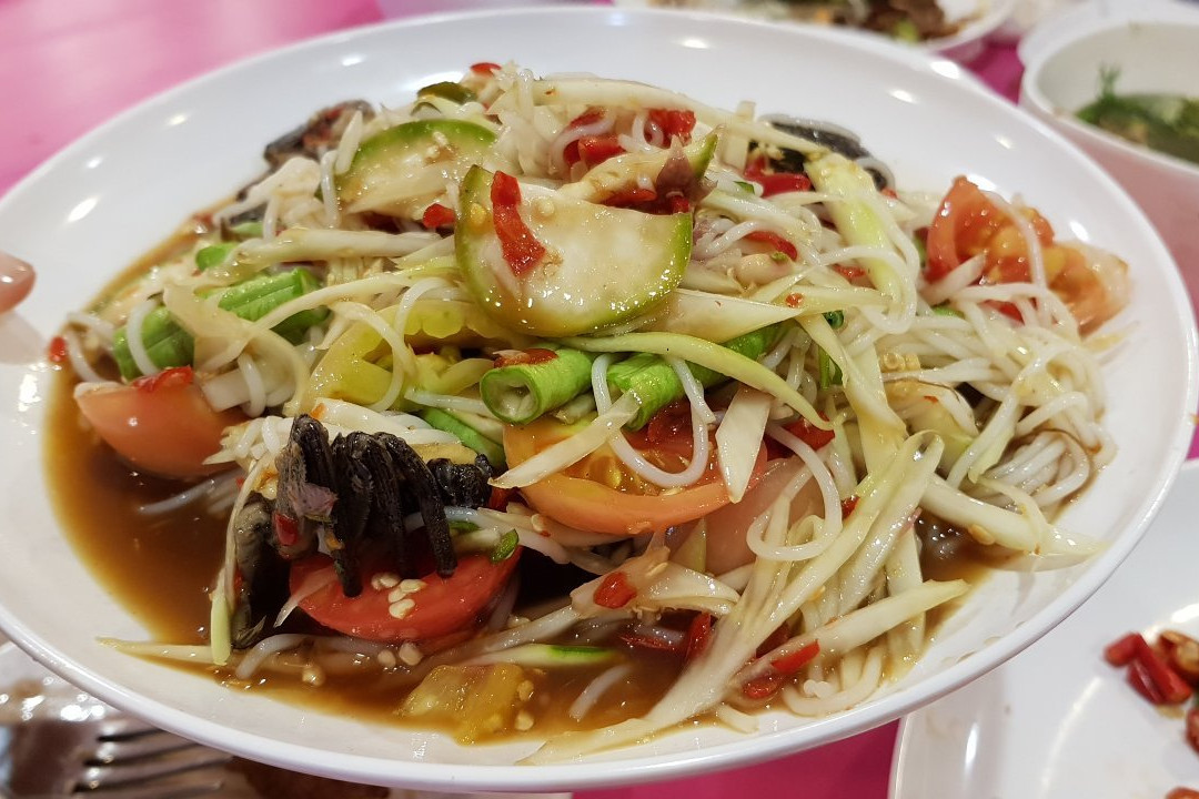 Larb Nua at Numchoke Tawee Market Rama5