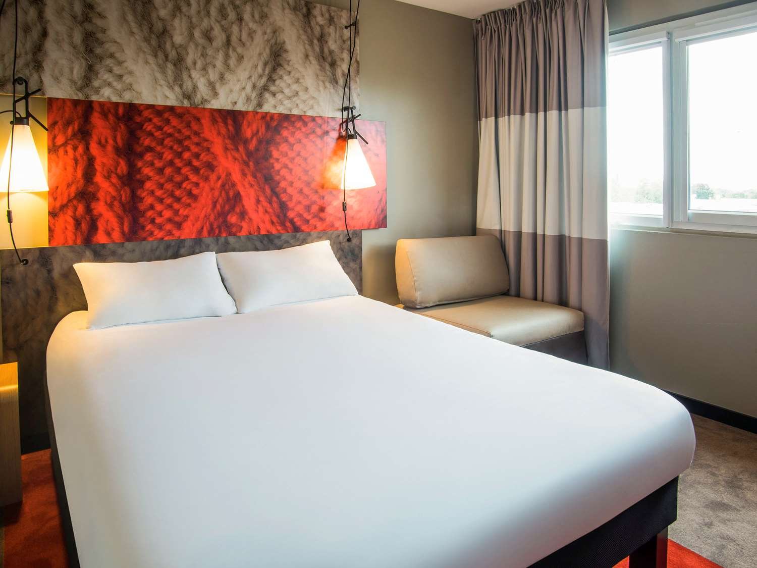 hotel restaurant Ibis Tarbes Odos-官方