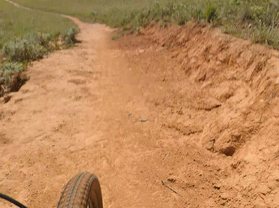 All Out Adventures-柏维必去景点