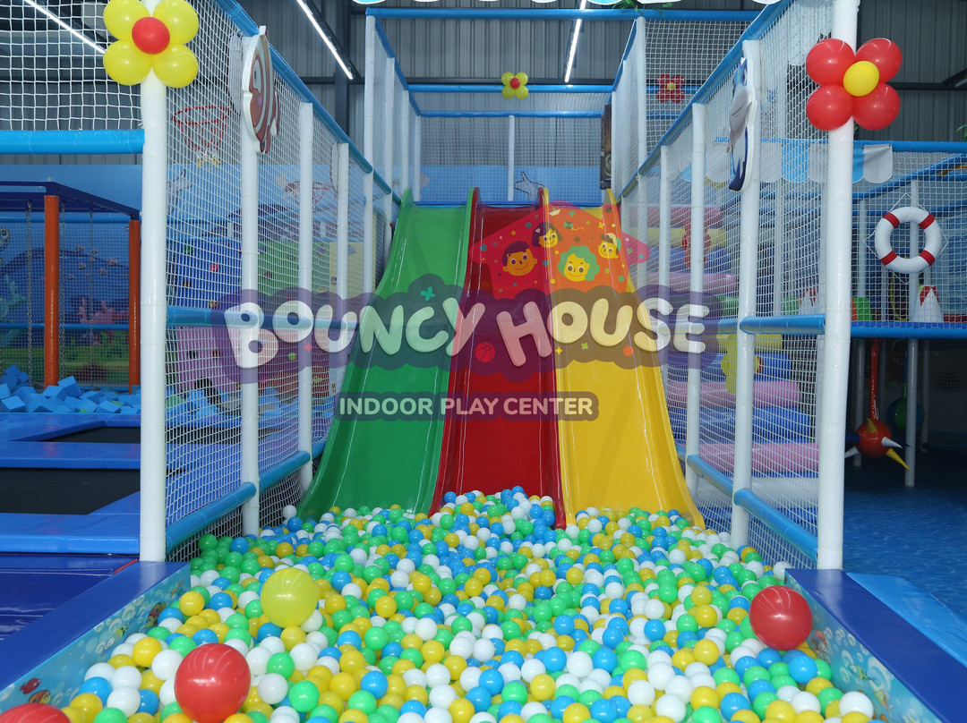 Bouncy House景点图片