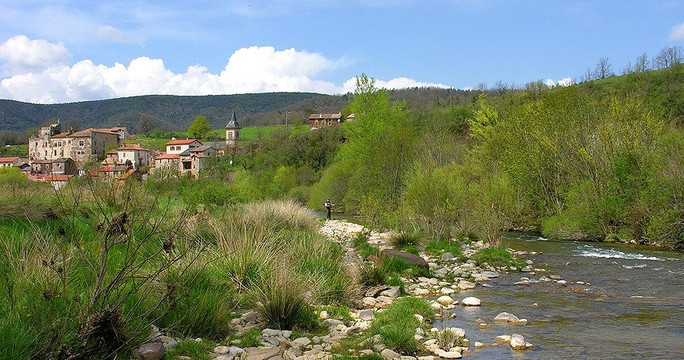 Château de Latour-Marnhagues-et-Latour必去景点