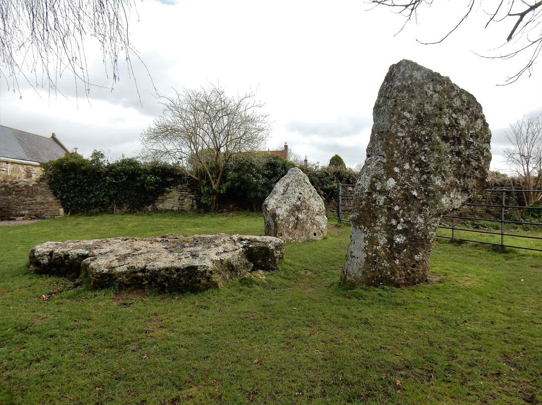 Stanton Drew Stone Circles & Cove景点图片