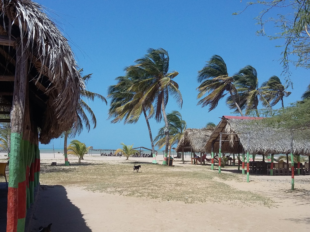 Hotel On Vacation Wayira Beach主图