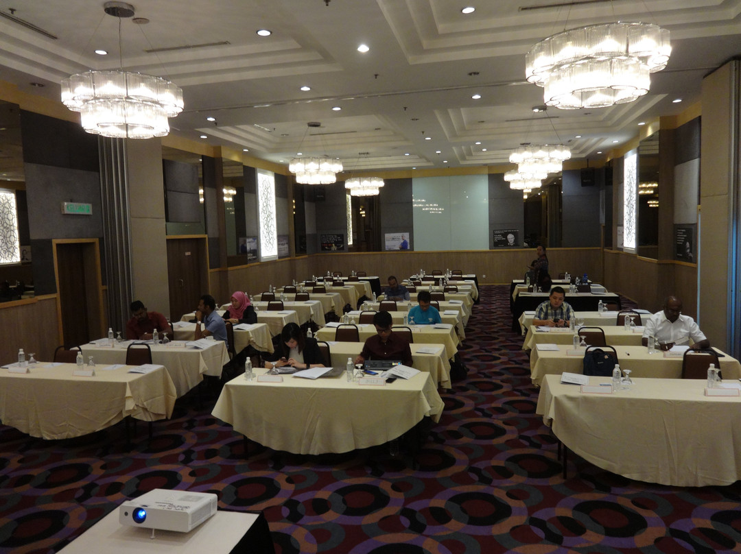 八打灵再也水晶皇冠酒店主图