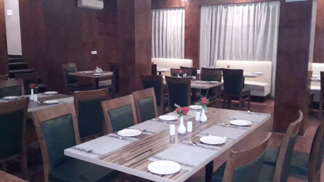 Hotel Manisha International-餐饮