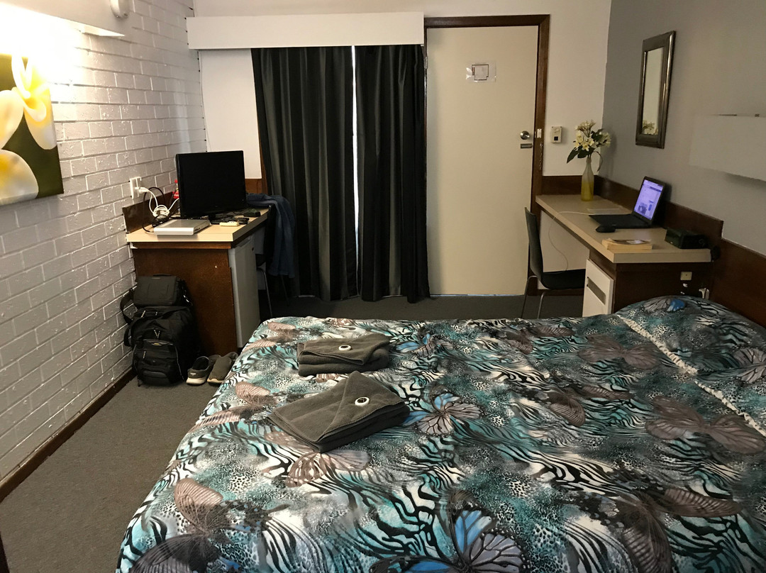 红木汽车旅馆主图