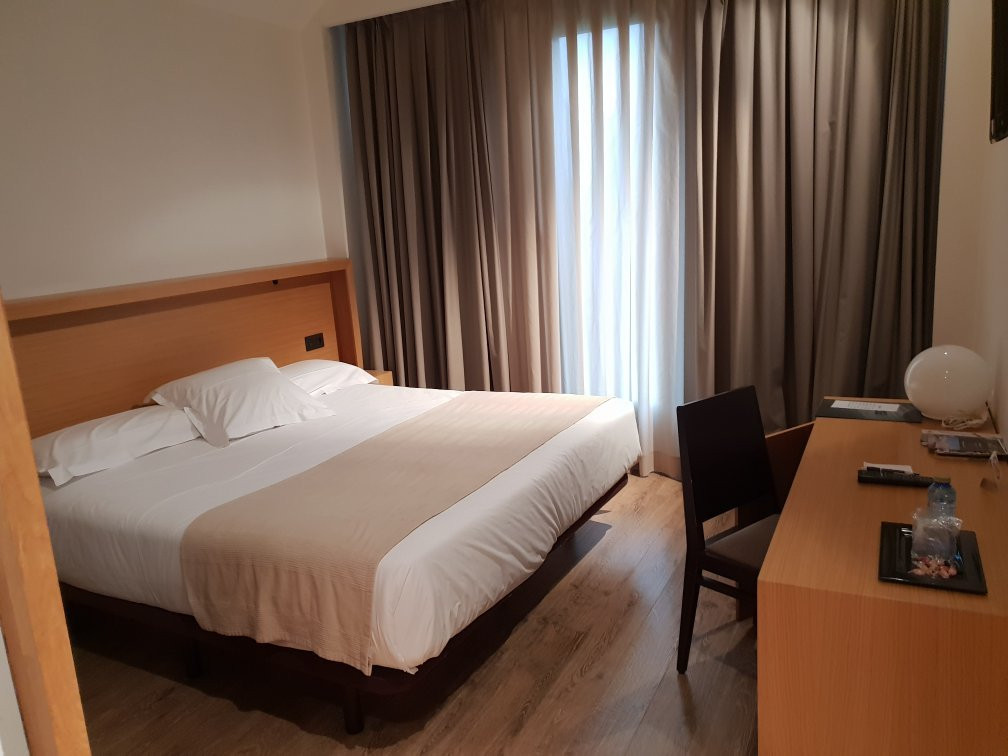 Hotel Restaurante Araba主图