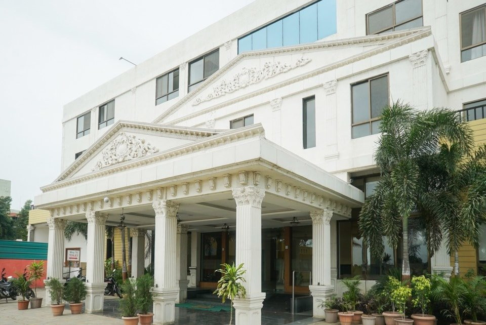 Hotel Sanskruti Resort主图