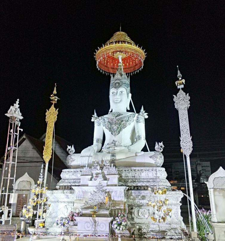 Wat Chiang Rai景点图片