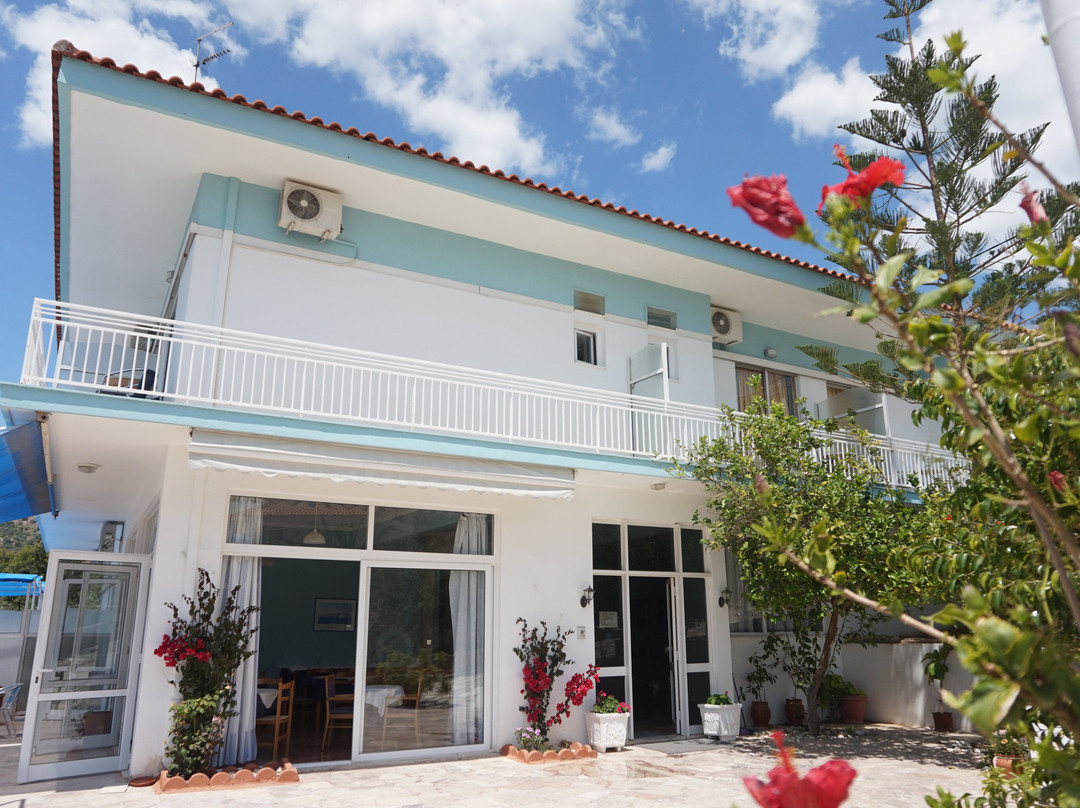 Tolon Beach Hotel主图