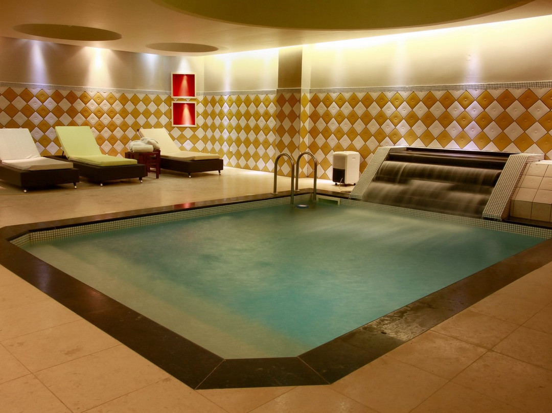 Aigai Hotel主图