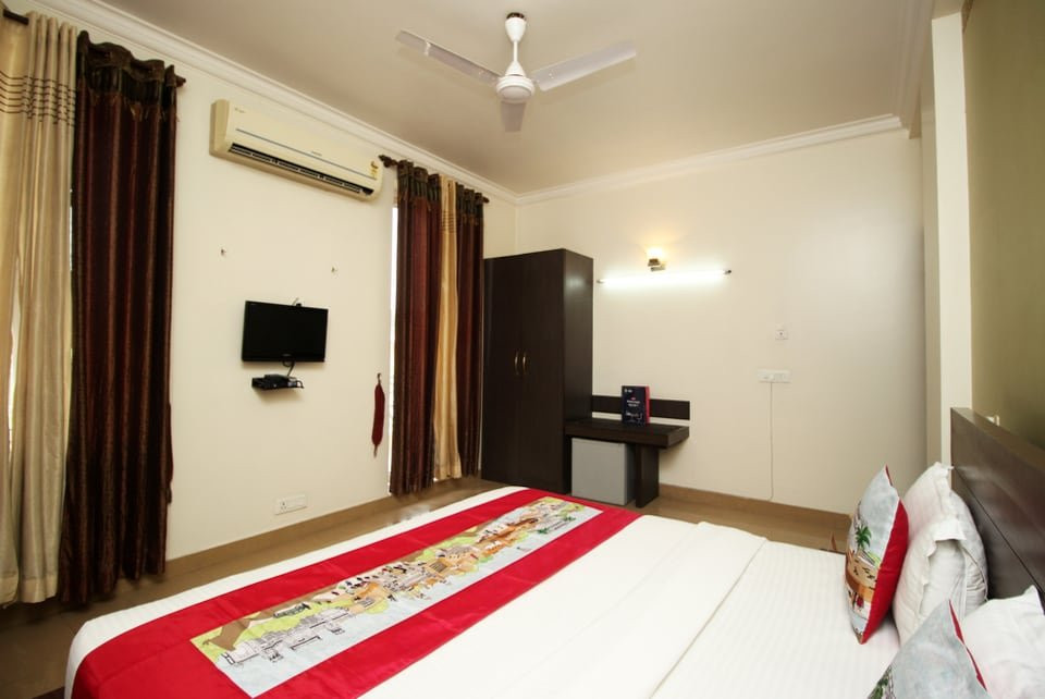 OYO 8704 Hotel Good Care主图