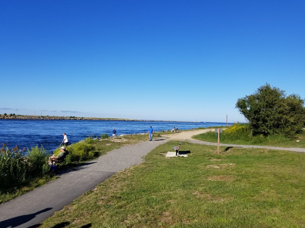 Cape Cod Canal Visitor Center景点图片