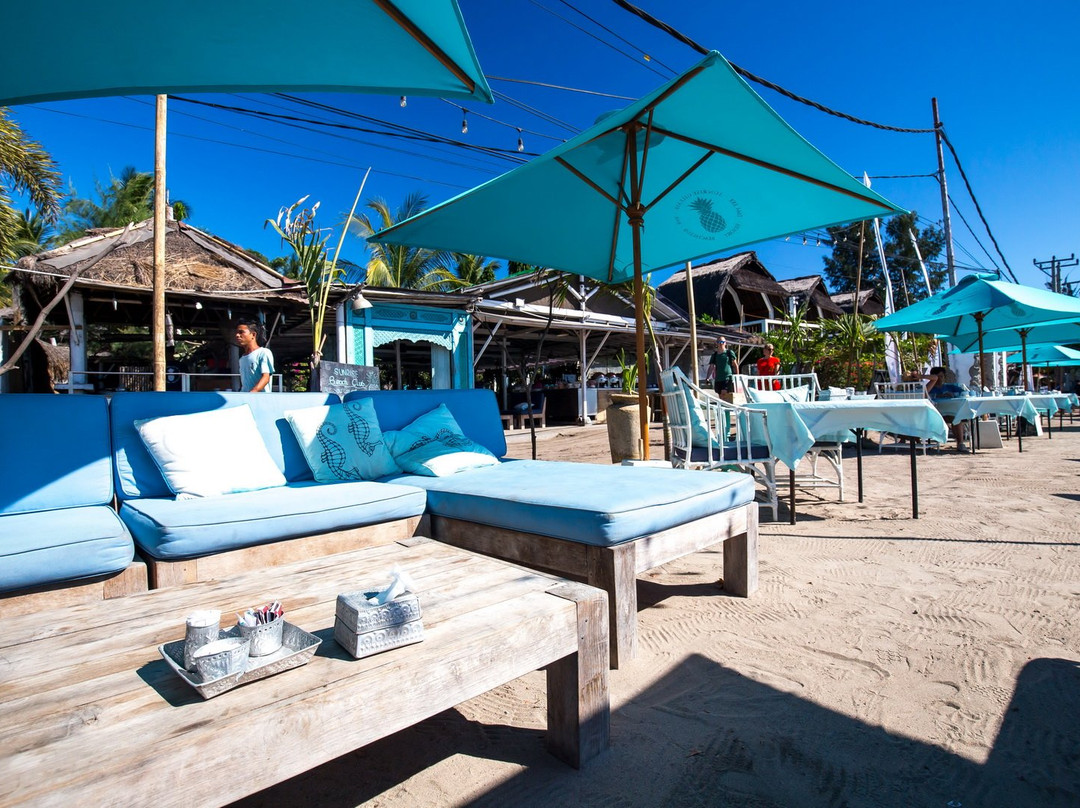 日出度假村主图