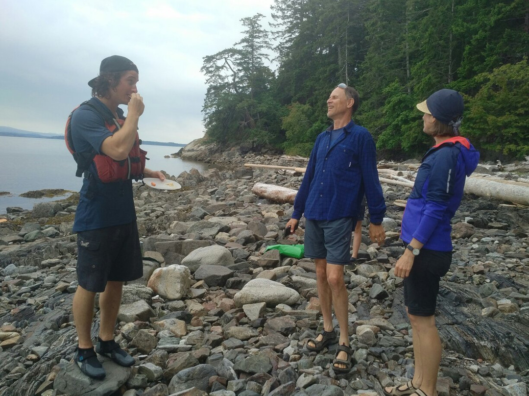 Quadra Island Kayaks - Day Tours景点图片