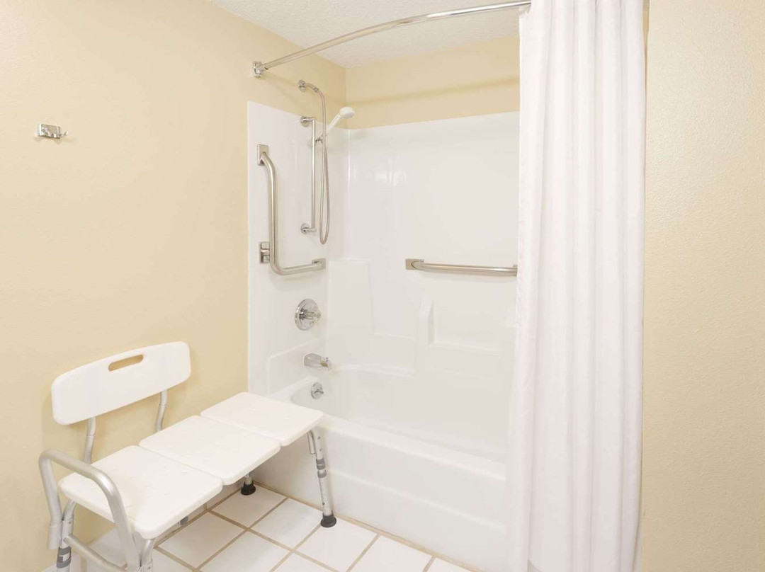 Super 8 by Wyndham Ottawa Starved Rock主图