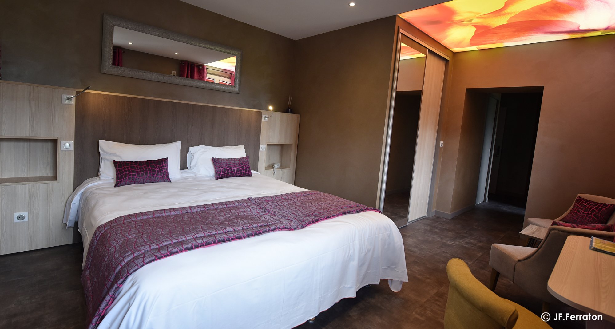 Logis Hôtel Beau-Site-官方