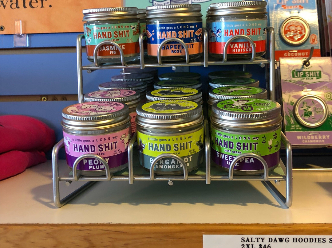 Salty Girls Gift Shop-荷马必去景点