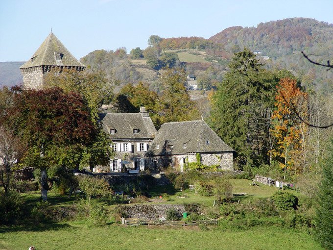 Chateau de Lescure-官方