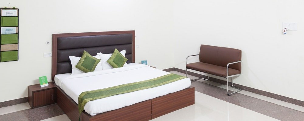 OYO 28416 Ananya Royals主图