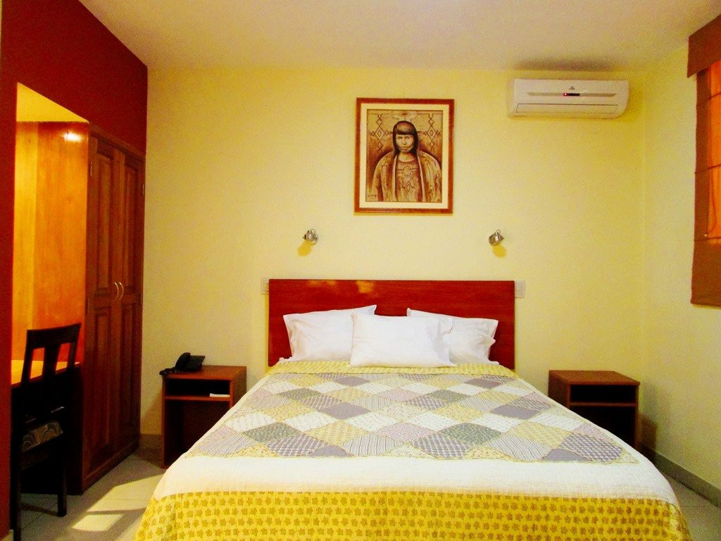 Palau Amazonas Hotel主图