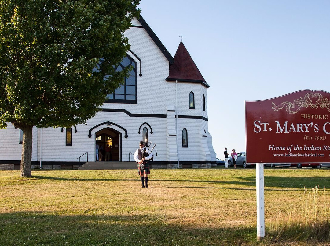 St. Mary's Church景点图片