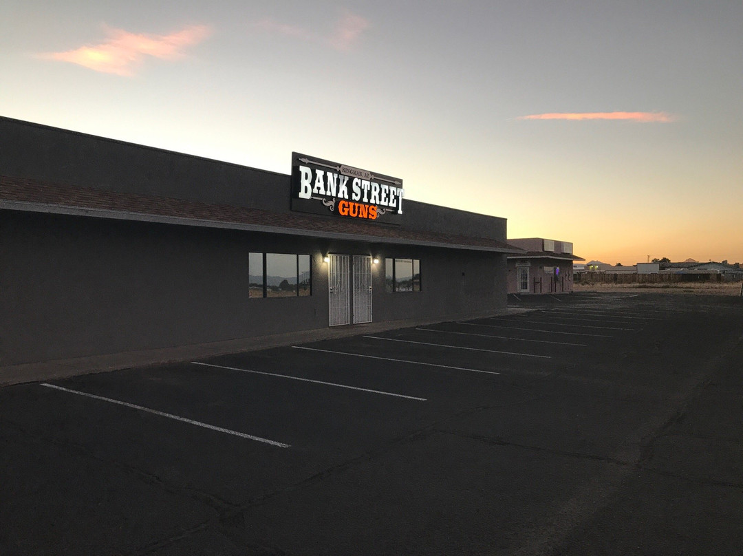 Bank Street Guns-金曼必去景点