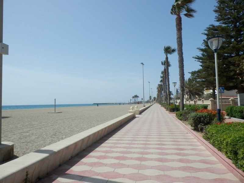 Playa La Romanilla-滨海罗克塔斯必去景点