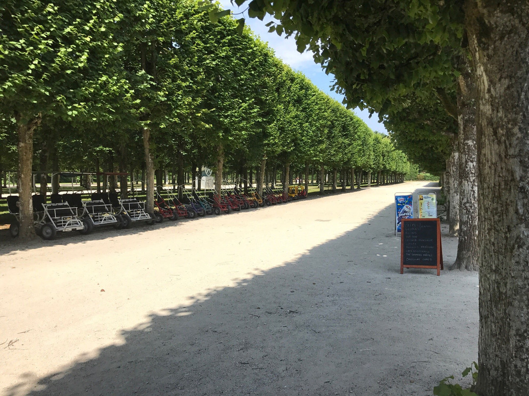 Les Barques du Chateau景点图片