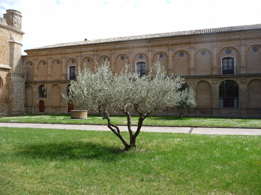 Monasterio de la Oliva主图