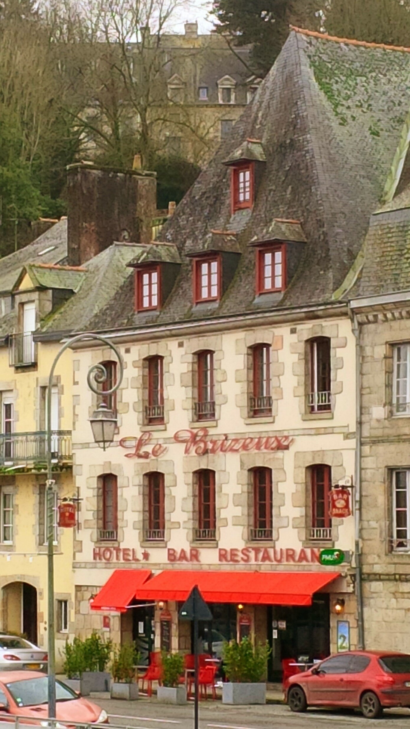 Le Brizeux-官方