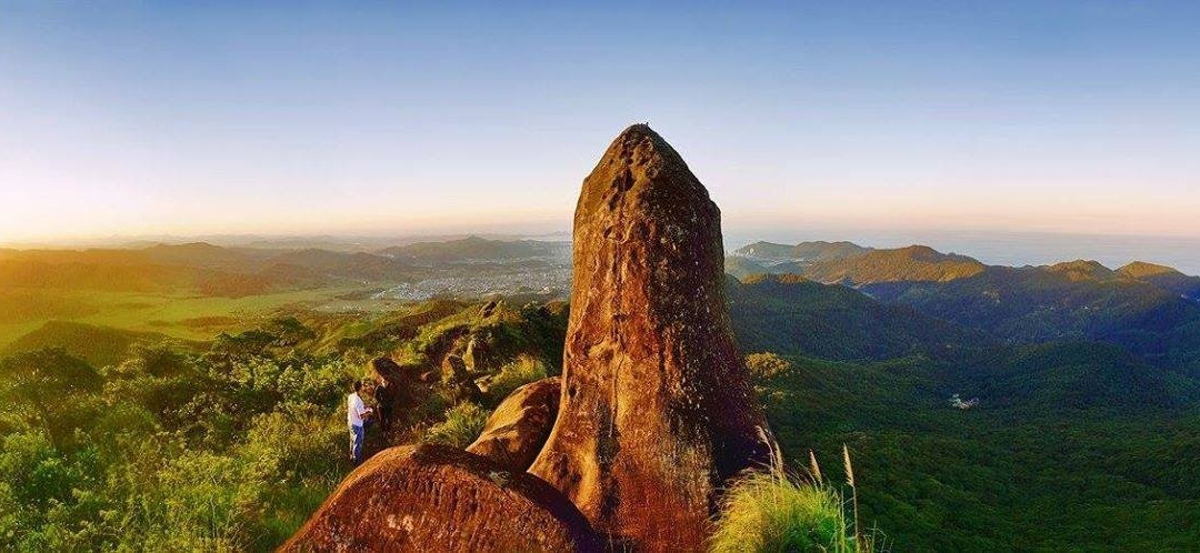 Pico da Pedra景点图片