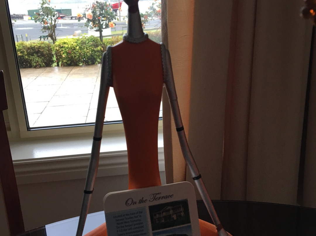 On the Terrace主图