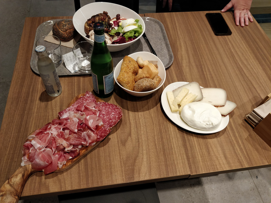 Cafè e Bistrò Re di Sapori