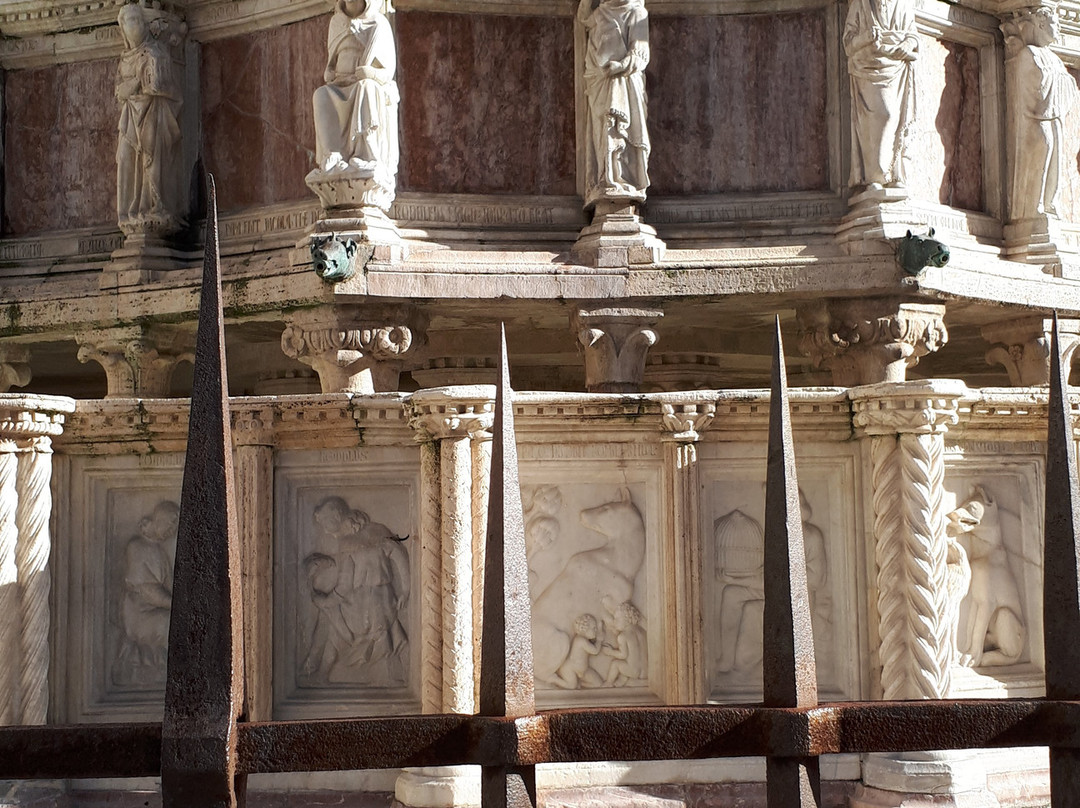 Fontana Maggiore-佩鲁贾必去景点