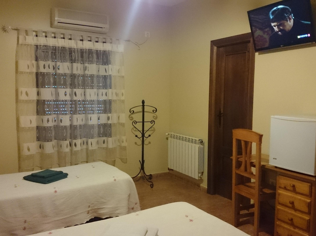 Hostal La Encina主图