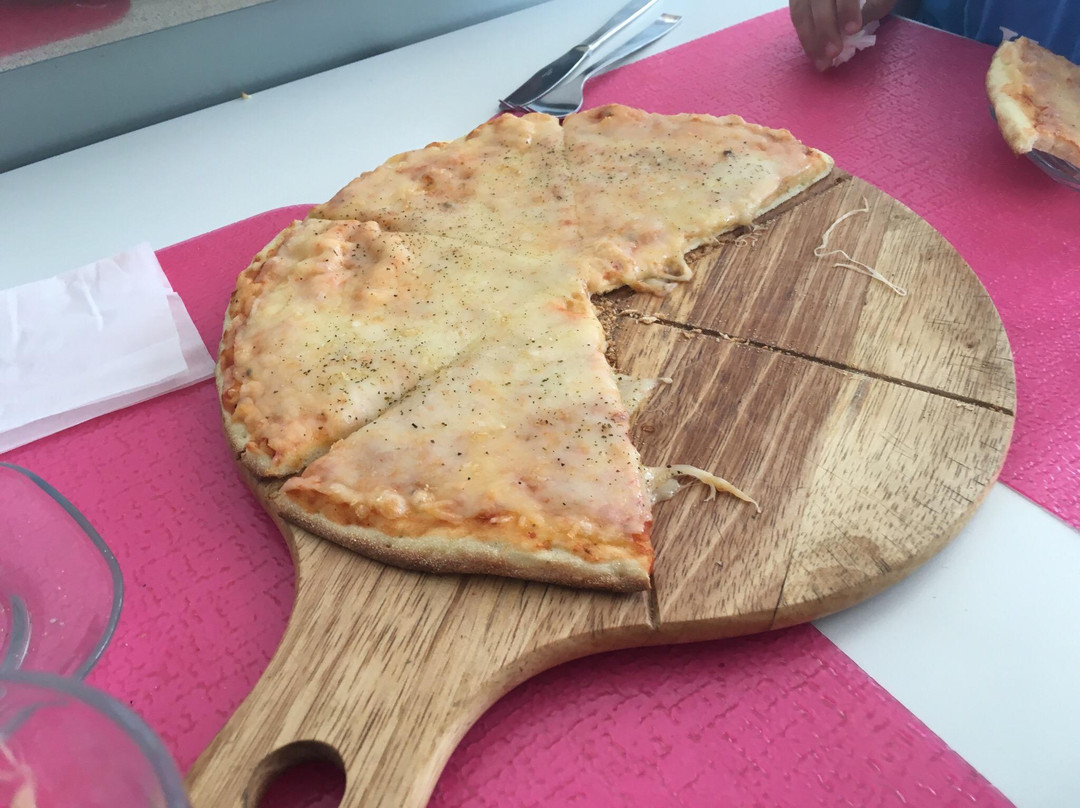 Paradise Moumou Restaurant