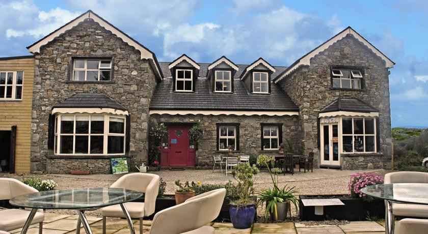 Connemara National Park Hostel