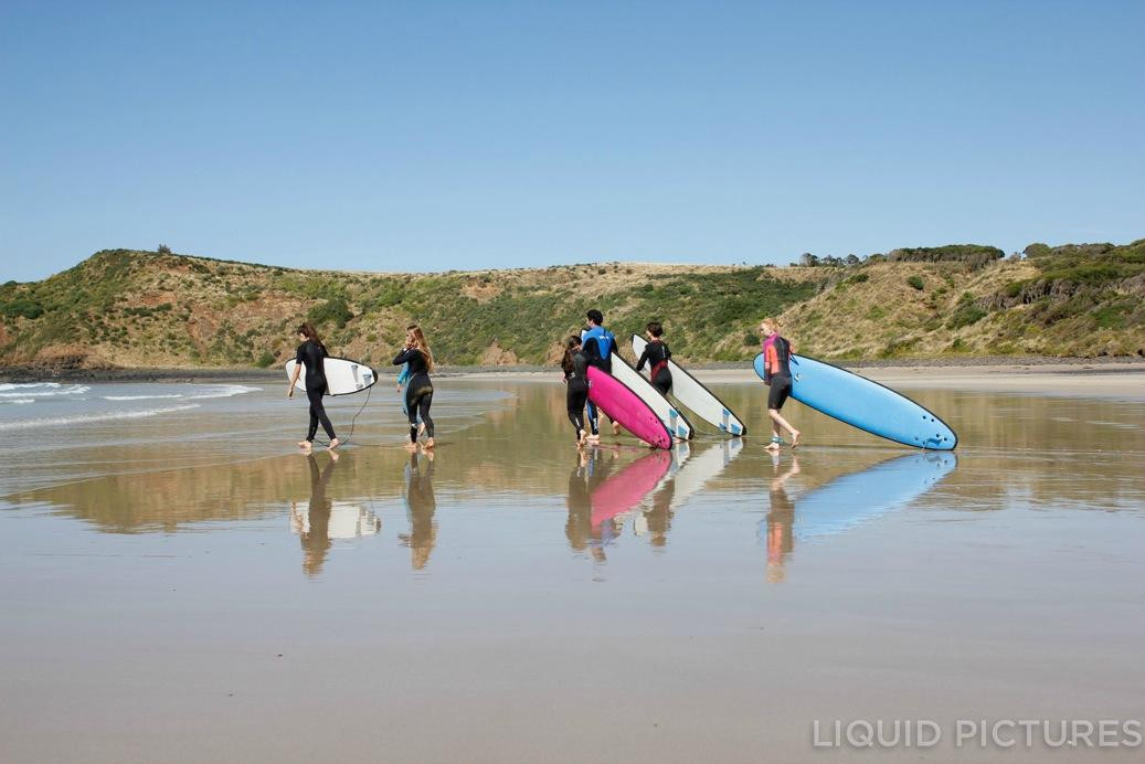Girls on Board-考斯必去景点