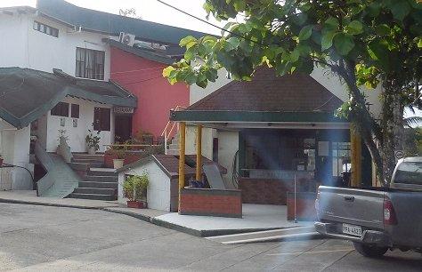 Hosteria Amazonas-浴室